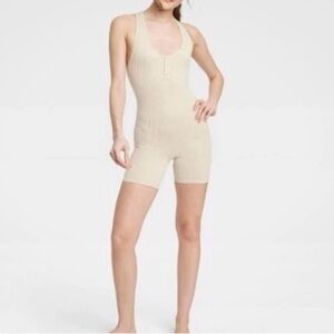 Women's Tan Scoop Neck Racer Back Sleeveless Bodysuit, XS
